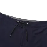 Short de baño negro con cordón ajustable en la cintura y logo de la marca en la pierna izquierda.