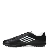 Championes de fútbol 5 Umbro Classico II TF, color negro con logo blanco en el lateral.