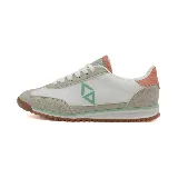 Zapatillas deportivas Osada para mujer, color blanco con detalles en gris, verde y naranja.