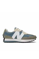 Championes New Balance 327, color celeste con detalles en beige y blanco.