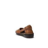 Sandalias de cuero negro con diseño de punta cerrada y laterales calados. Poseen una tira posterior para ajuste, suela plana y costuras decorativas visibles en el contorno de la base.