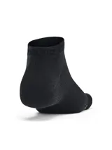 Medias deportivas Under Armour unisex, de corte bajo, color negro con logo blanco.