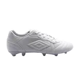 Championes de fútbol Umbro Touch FG, color blanco.