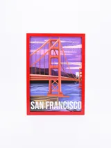 Cuadro con ilustración del puente Golden Gate de San Francisco, con cielo violeta y marco rojo.