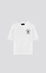 Remera blanca de algodón con cuello redondo y calce oversize. Estampa en el frente con diseño de la carta del tarot 'El Juicio'.