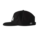 Gorra de béisbol negra con visera curva, con texto blanco en el frente que dice "Rivvia Projects - Active Discovery" y un logo de Rivvia con efecto borroso o manchado.