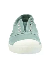 Zapatillas Natural World modelo Greece, color verde agua, sin cordones, fabricadas en España con algodón orgánico y suela de goma.