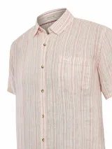 Camisa de hombre de manga corta, confeccionada en lino orgánico con estampado de rayas verticales en tonos claros.