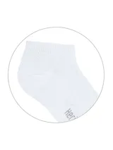 Kit de tres pares de medias blancas de algodón, tipo soquete, con logo de la marca Hering en el lateral.