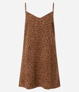 Vestido corto de viscosa con estampado de leopardo, de corte holgado, escote en V y breteles finos. Marca Blue Steel.