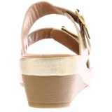 Sandalias de mujer Lady Confort color beige con plataforma y hebillas plateadas.