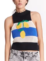 Top tejido sin mangas con diseño de rayas y limones, cuello a la base, 100% algodón.