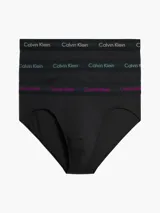 Pack de 3 slips negros Calvin Klein de algodón elástico con cintura elástica con el logo de la marca en contraste.