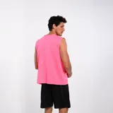 Chaleco de entrenamiento blanco sin mangas con logo de Umbro en negro, ideal para actividades deportivas.