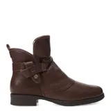 Botas cortas de cuero color marrón, con detalle de piel sintética en el borde superior, ajuste con hebilla lateral y taco bajo.
