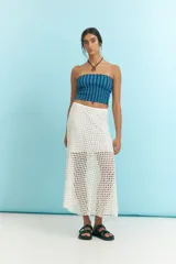 Top bandeau a rayas horizontales azules y verdes.