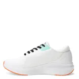 Championes Umbro Marathon blancos con detalles en naranja y celeste. Presentan cordones negros, logo Umbro en el lateral y suela con diseño geométrico.