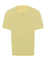 Remera celeste de algodón orgánico, corte regular fit, con cuello redondo y bolsillo en el pecho con logo bordado de la marca.