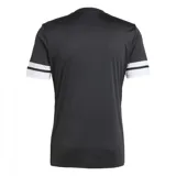 Remera deportiva Adidas Squadra 25 negra con detalles blancos en hombros y mangas, y logo de la marca en el pecho.