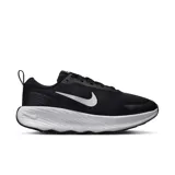 Championes Nike Legend Essential 4, color negro con logo blanco. Ideales para entrenamiento.