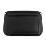 Cartera negra de cuero con detalle en dorado y logo de Guess, de tamaño compacto y diseño elegante.