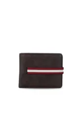 Billetera negra de símil cuero con banda elástica horizontal blanca. Interior con doble compartimento para billetes, visor y tarjeteros.