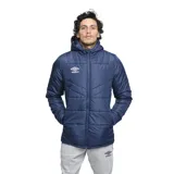 Campera de hombre con capucha, color negro y logotipo de Umbro, diseño acolchado.