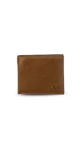 Billetera de cuero color marrón con volante interior con dos visores, tarjeteros y bolsillos. Doble repartición para billetes y una repartición con cierre en la parte posterior interna.