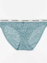 Bombacha clásica Calvin Klein de encaje floral color celeste, con cintura elástica blanca con el logo de la marca.