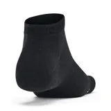 Medias deportivas Under Armour unisex, de corte bajo, color negro con logo blanco.
