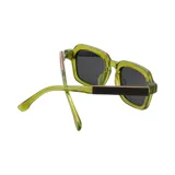 Lentes de sol Indie de acetato color verde oliva con forma rectangular y lentes grises.