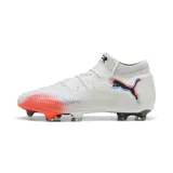 Championes de fútbol Puma Future 8 Ultimate FG, color blanco con detalles en naranja y negro.