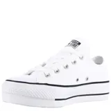 Championes Converse Chuck Taylor All Star Lift, de plataforma, color blanco con detalles en negro en la suela.