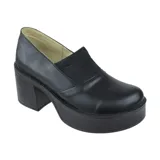 Zapato de cuero negro con plataforma y taco ancho. Presenta un elástico de neopreno en el empeine para mayor comodidad.