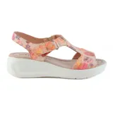 Sandalias de plataforma Korium Confort Cloe con estampado floral multicolor.