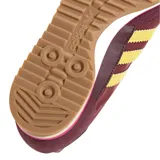Championes Adidas SL 72 OG W, color bordó con detalles en dorado y suela marrón. Zapatillas de running de estilo retro con las tres tiras clásicas de Adidas en los laterales.