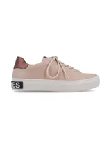 Zapatillas Hush Puppies color beige con cordones y suela blanca.