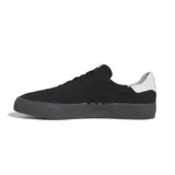 Championes Adidas 3MC negros con detalles en blanco.