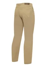 Pantalón de cotelé color beige, de corte recto y tiro medio.