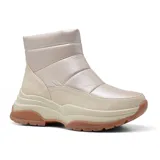 Bota casual marrón con caña corta, parte superior acolchada color bronce y plataforma con suela dentada.