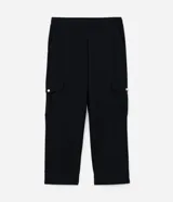 Pantalón cargo negro de crepé, talle grande, con bolsillos laterales con botón y cintura lisa.