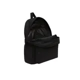 Mochila Vans Old Skool H2O negra con logo de la marca en la parte superior y bolsillo frontal con cierre.