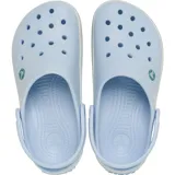 Zuecos Crocs Crocband™ color celeste con banda blanca y detalles de motas de colores.