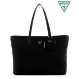 Bolso tote grande Guess Eco Gemma, color negro, confeccionado en poliéster, Eco-Nylon y PU sintético, con herrajes dorados. Incluye un monedero extraíble, doble asa de hombro y cierre con cremallera.