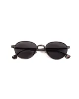 Lentes de sol con montura metálica ovalada color negro y cristales negros. Protección UV400.