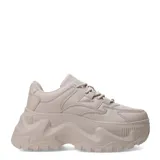 Zapatillas deportivas color beige con plataforma gruesa y acordonadas.