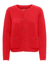 Cárdigan rojo de punto con cuello redondo, mangas largas, cierre frontal con botones y bolsillos de parche.