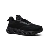 Zapatillas deportivas negras con diseño dinámico y cómodo, ideales para el uso diario.