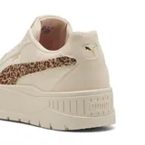 Championes Puma Karmen II Animal Flair de mujer, color beige con plataforma y detalles de animal print en el talón.