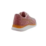 Championes Asics Streetwise de mujer, color gris con detalles en rosa y logo en azul marino.